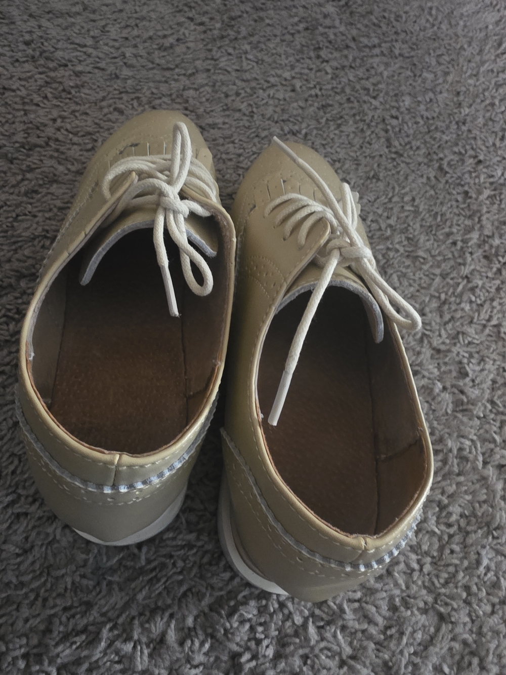 Classic Womans Wingtip Brogues in Beige - Lace-Up Dress Shoes - Picture 5 of 5